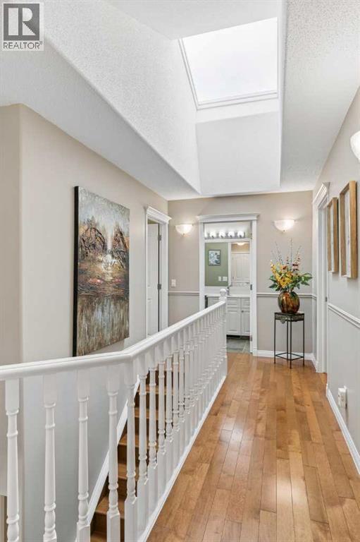 278 Douglasdale Point Se Property Photo 13