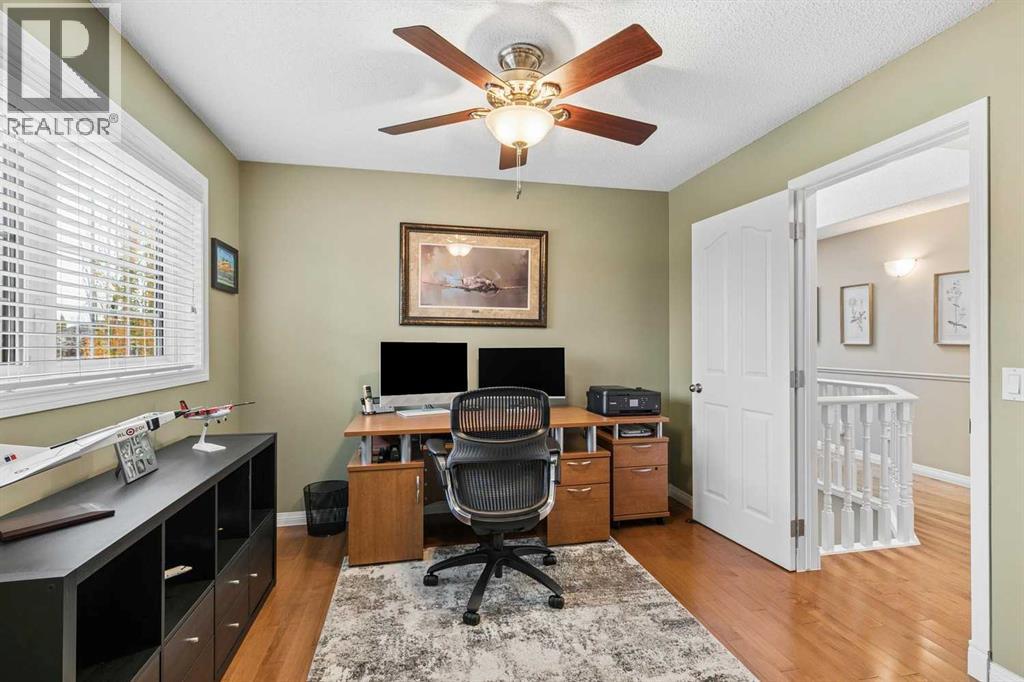 278 Douglasdale Point Se Property Photo 19