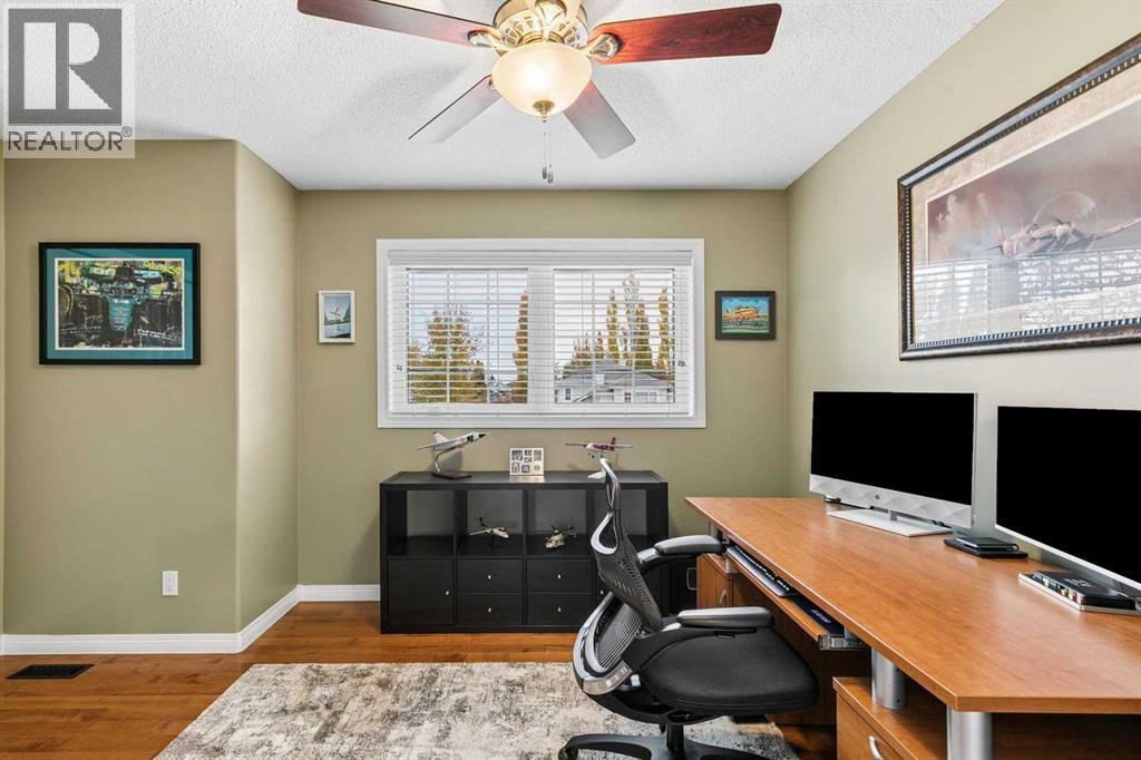 278 Douglasdale Point Se Property Photo 20