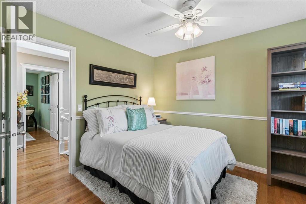 278 Douglasdale Point Se Property Photo 24