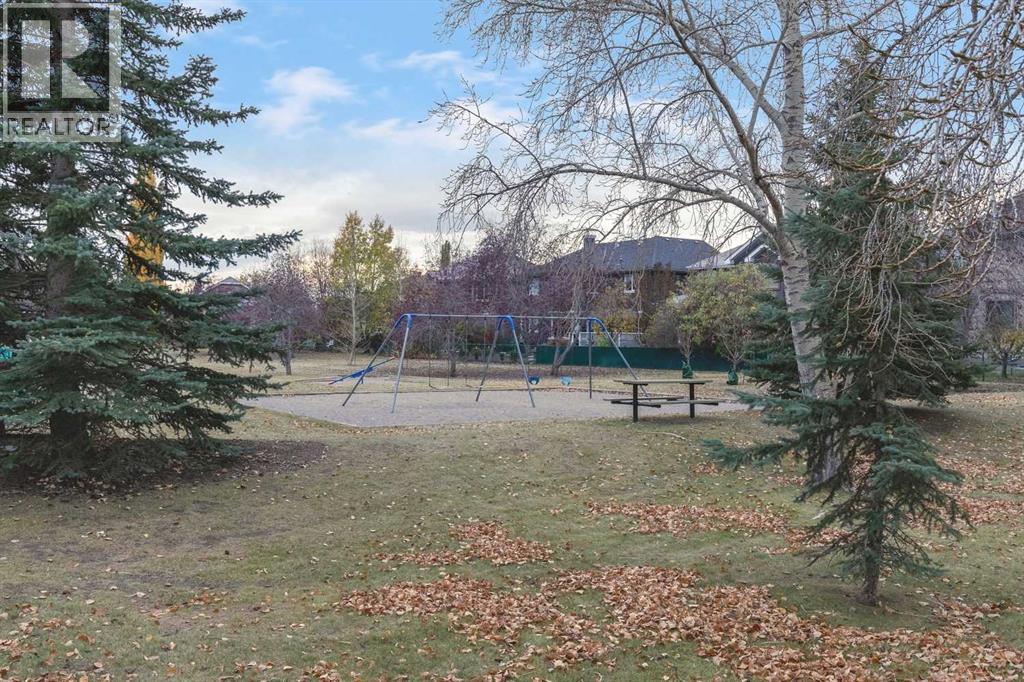 278 Douglasdale Point Se Property Photo 41