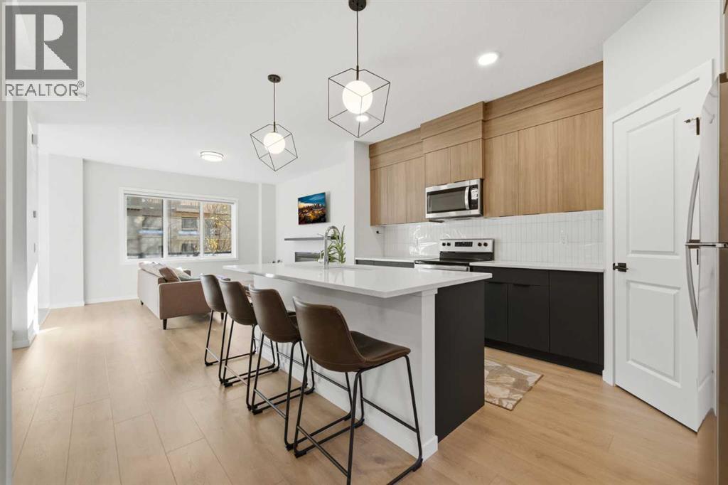 15113 37 Street Sw Property Photo 8