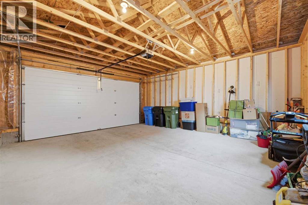 15113 37 Street Sw Property Photo 34