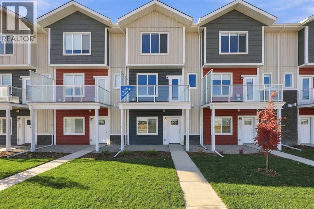 132 Red Embers Link Northeast Property Photo 1