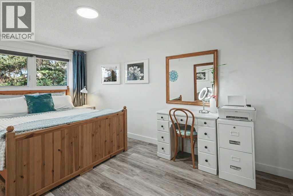 203 Lynnview Road Southeast Property Photo 12