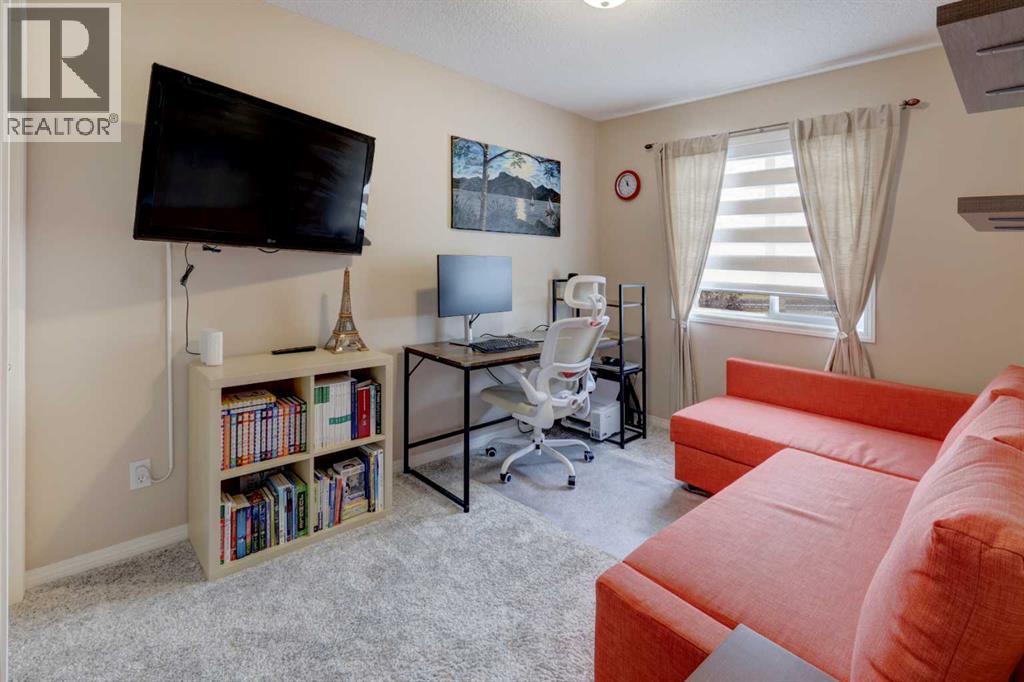 175 Royal Oak Gardens Nw Property Photo 19