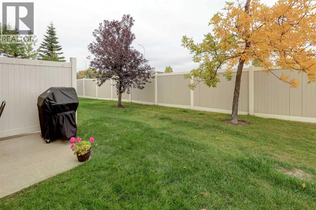175 Royal Oak Gardens Nw Property Photo 25
