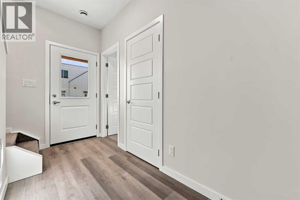 60 Red Embers Plaza Ne Property Photo 3