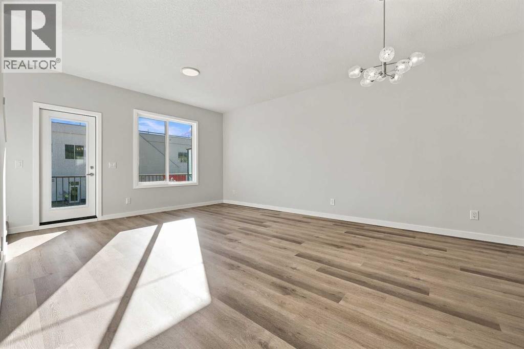 60 Red Embers Plaza Ne Property Photo 6