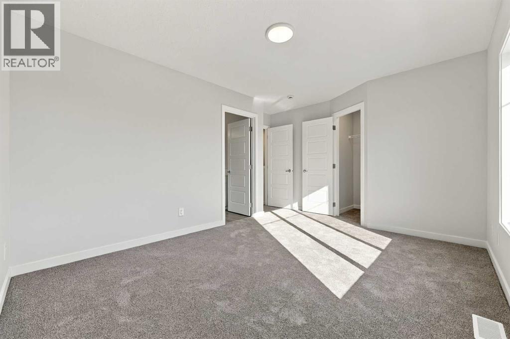 60 Red Embers Plaza Ne Property Photo 16