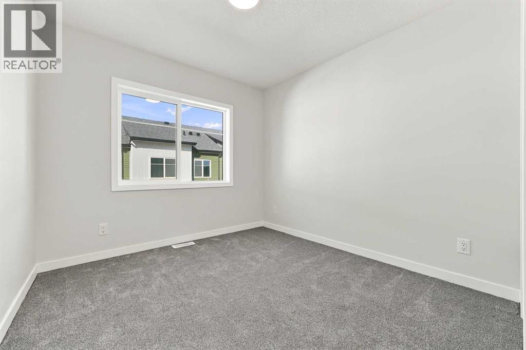 60 Red Embers Plaza Ne Property Photo 22
