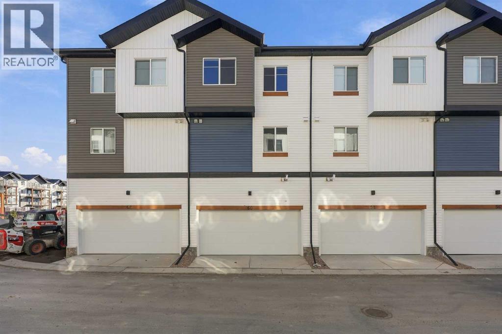 60 Red Embers Plaza Ne Property Photo 24