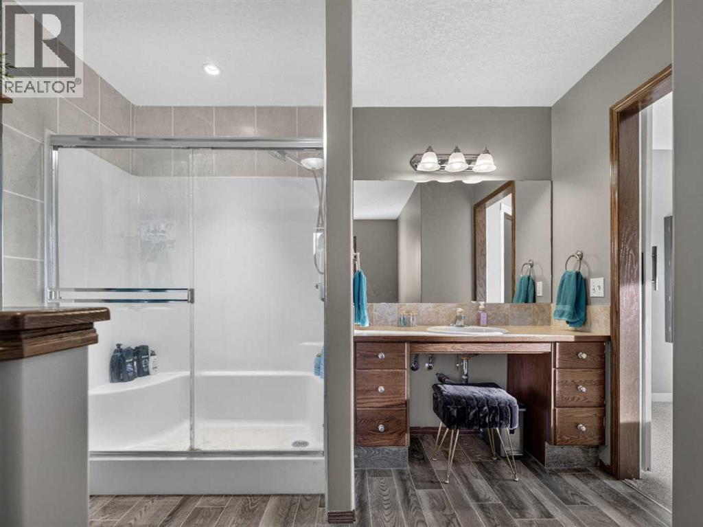 418011 336 Street E Property Photo 16