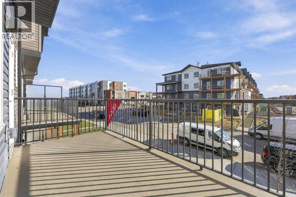 90 Red Embers Plaza Ne Property Photo 14