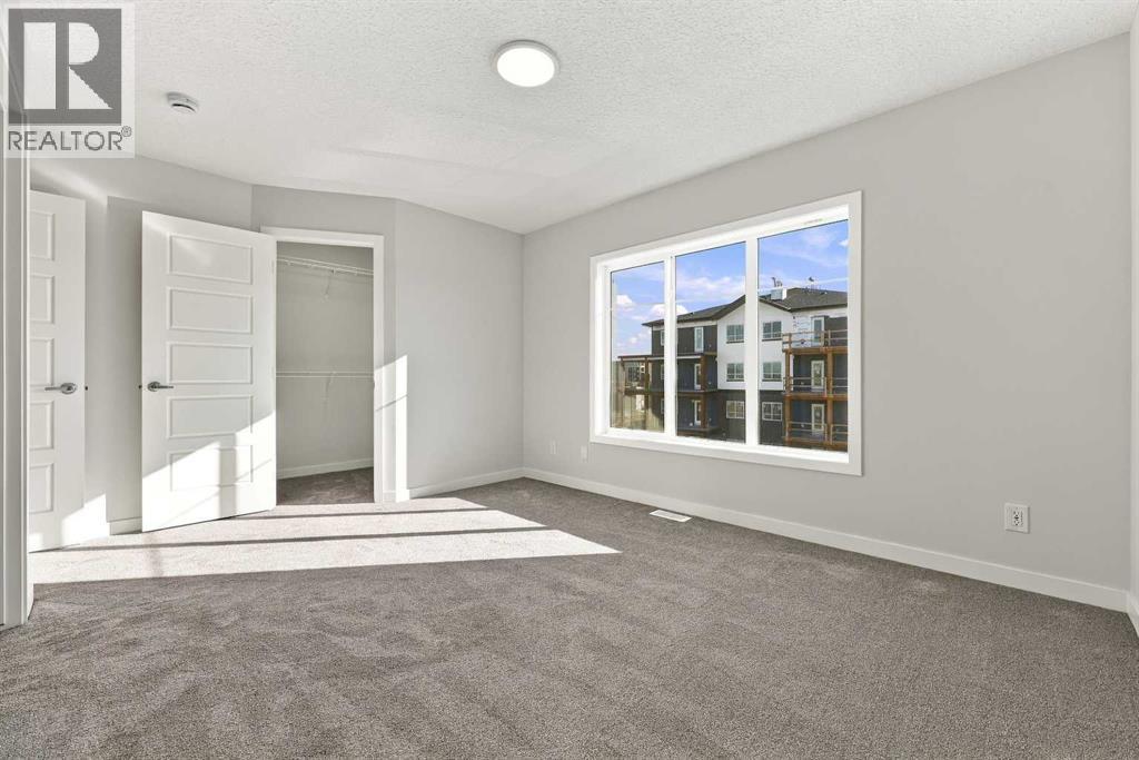 90 Red Embers Plaza Ne Property Photo 17