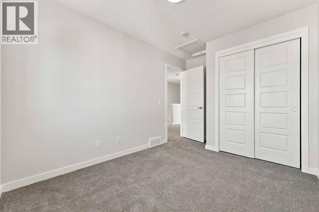 90 Red Embers Plaza Ne Property Photo 23