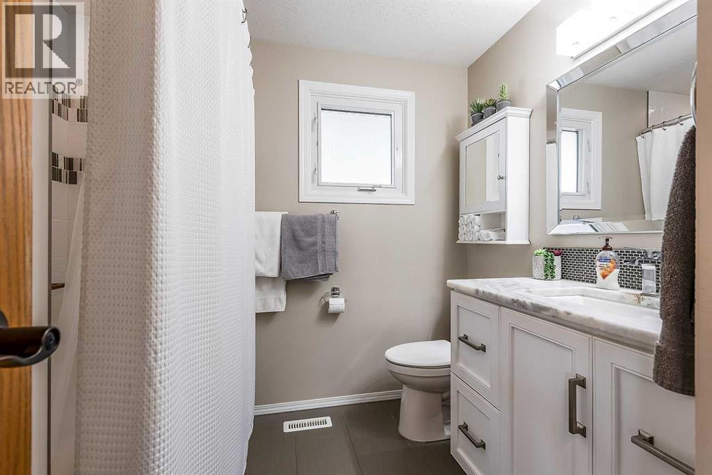 46 Ross Haven Place Se Property Photo 27