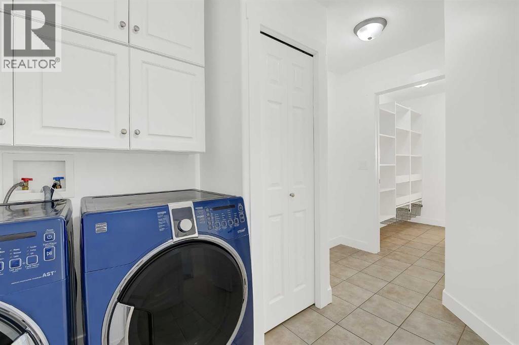 11445 69 Avenue Property Photo 4