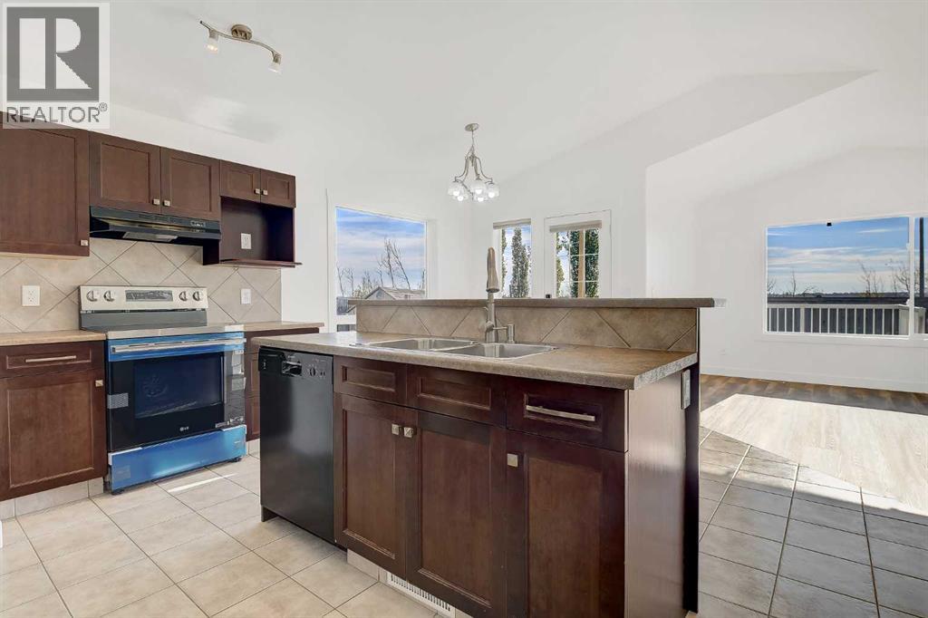 11445 69 Avenue Property Photo 6