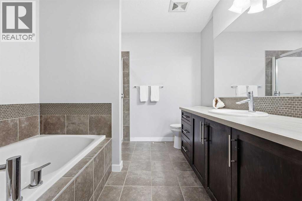252 Walden Heights Se Property Photo 26