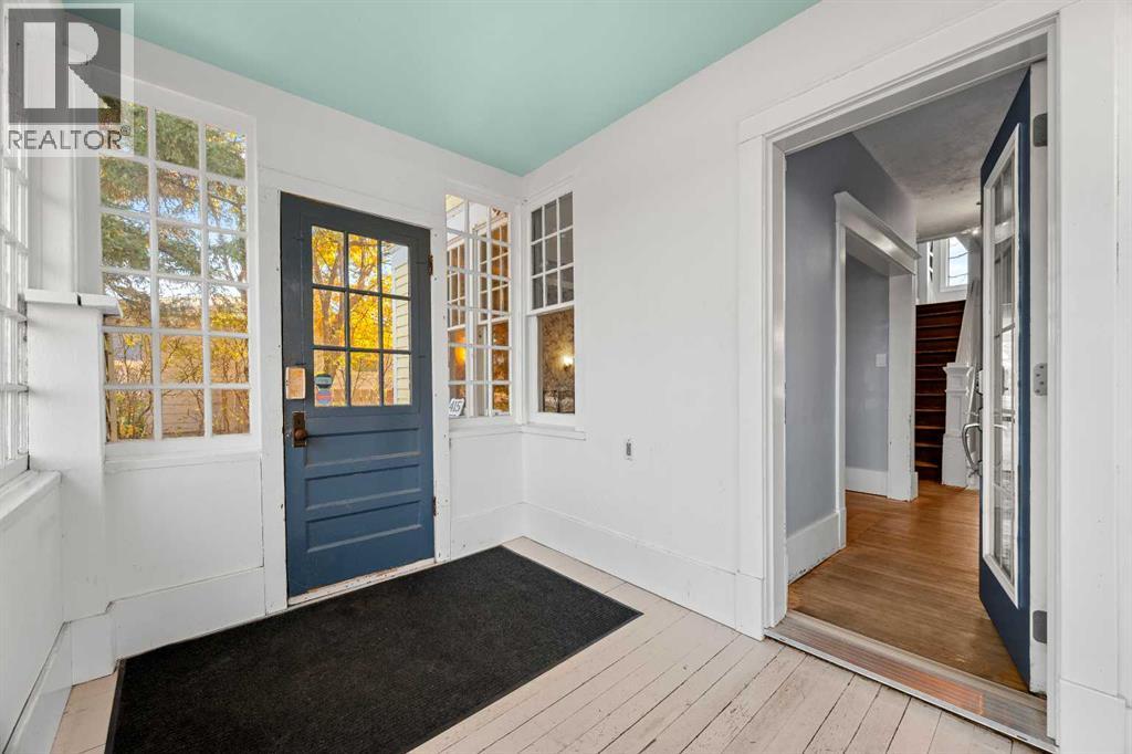 415 1 Street S Property Photo 5