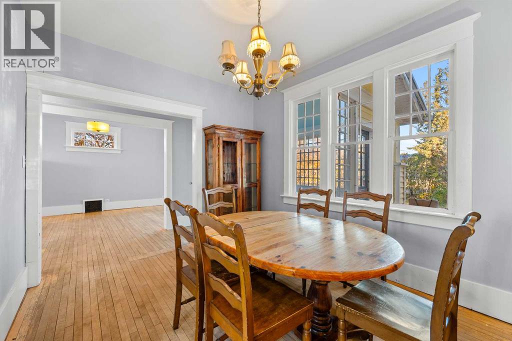 415 1 Street S Property Photo 11