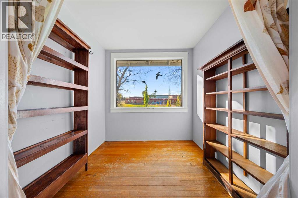415 1 Street S Property Photo 19