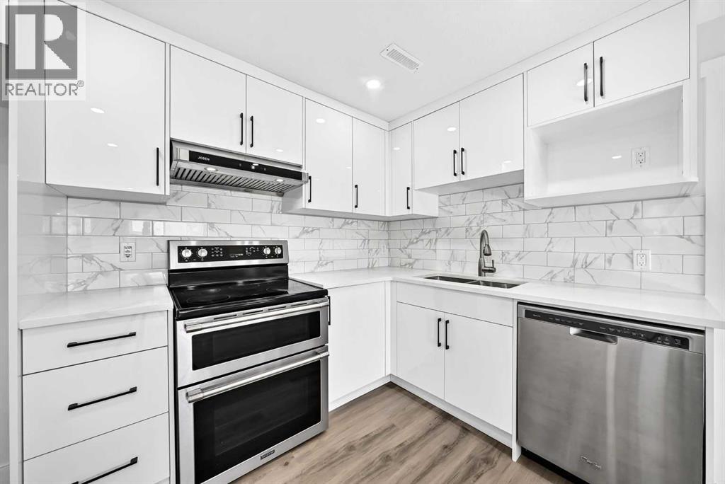 235 Margate Close Ne Property Photo 13