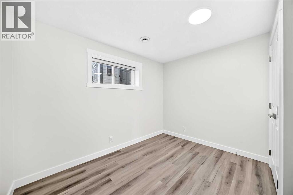 235 Margate Close Ne Property Photo 18