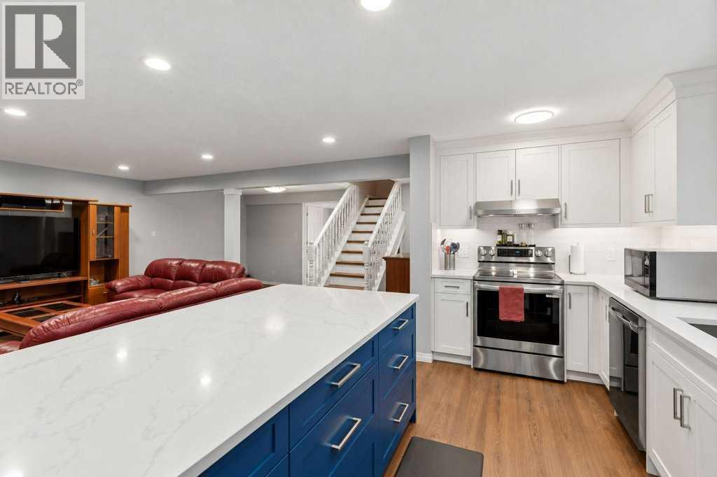 128 Douglas Ridge Close Se Property Photo 33