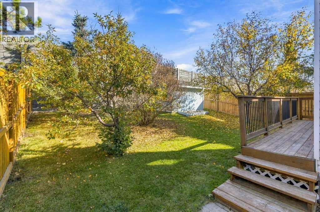 128 Douglas Ridge Close Se Property Photo 37