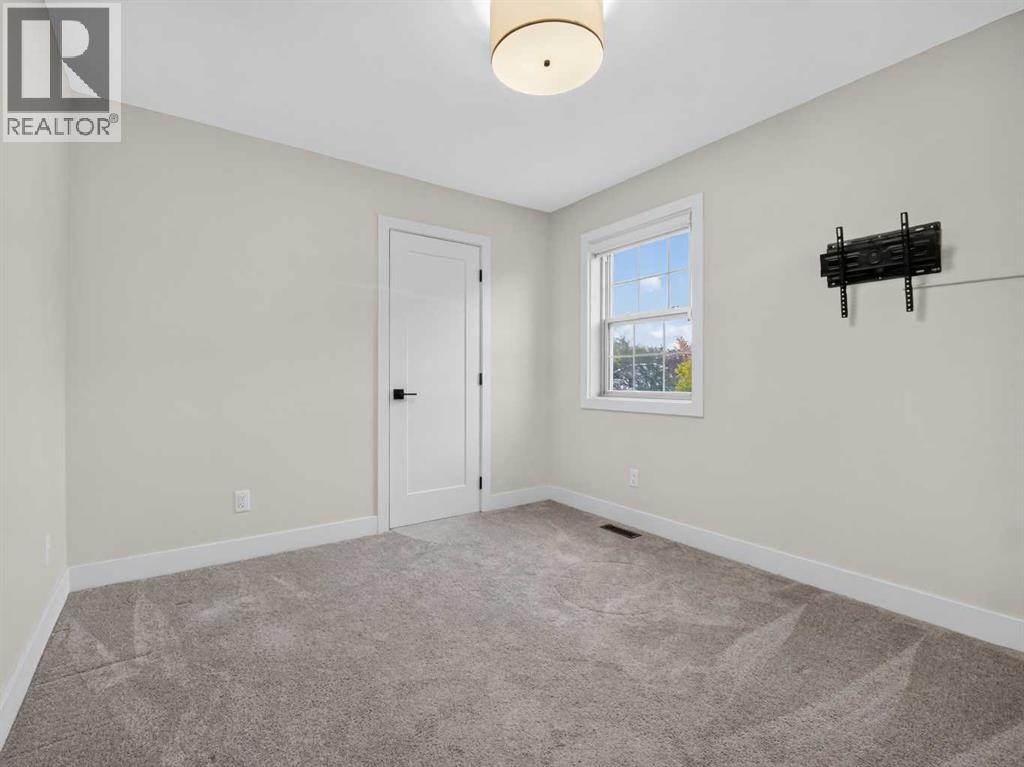 1931 62 Avenue Se Property Photo 39