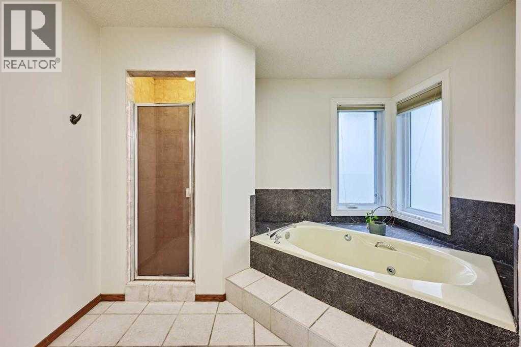 7 Suncastle Crescent Se Property Photo 35