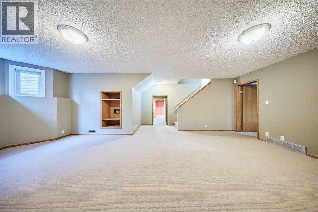 7 Suncastle Crescent Se Property Photo 44