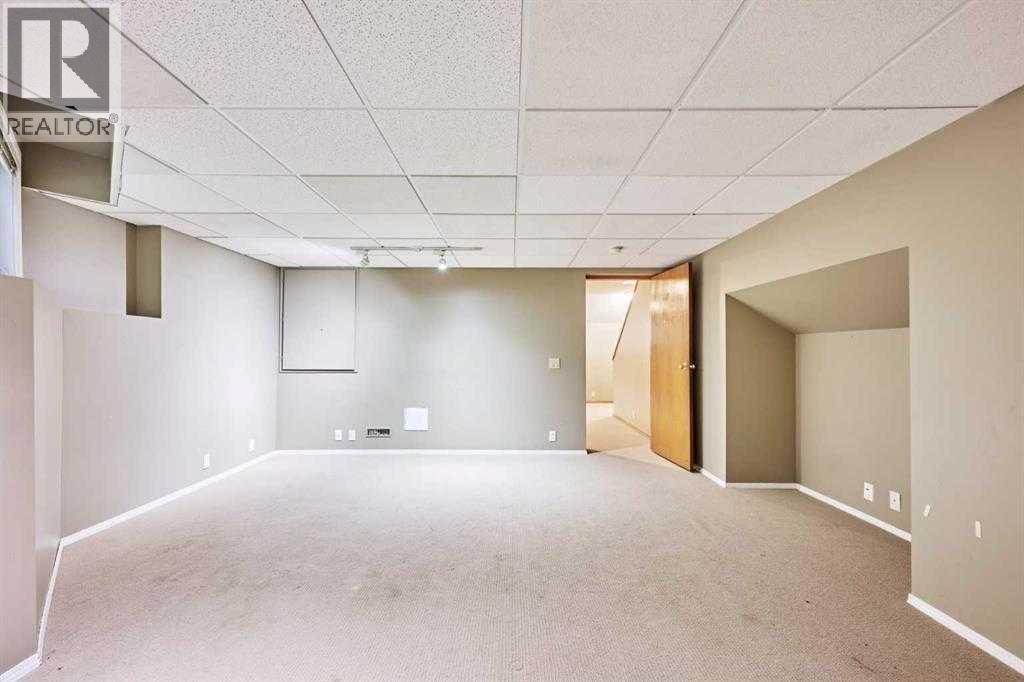 7 Suncastle Crescent Se Property Photo 46