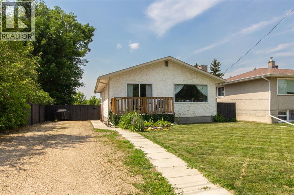 6308 61 Avenue Property Photo 1