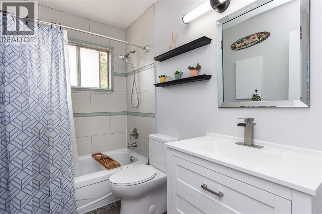 6308 61 Avenue Property Photo 11