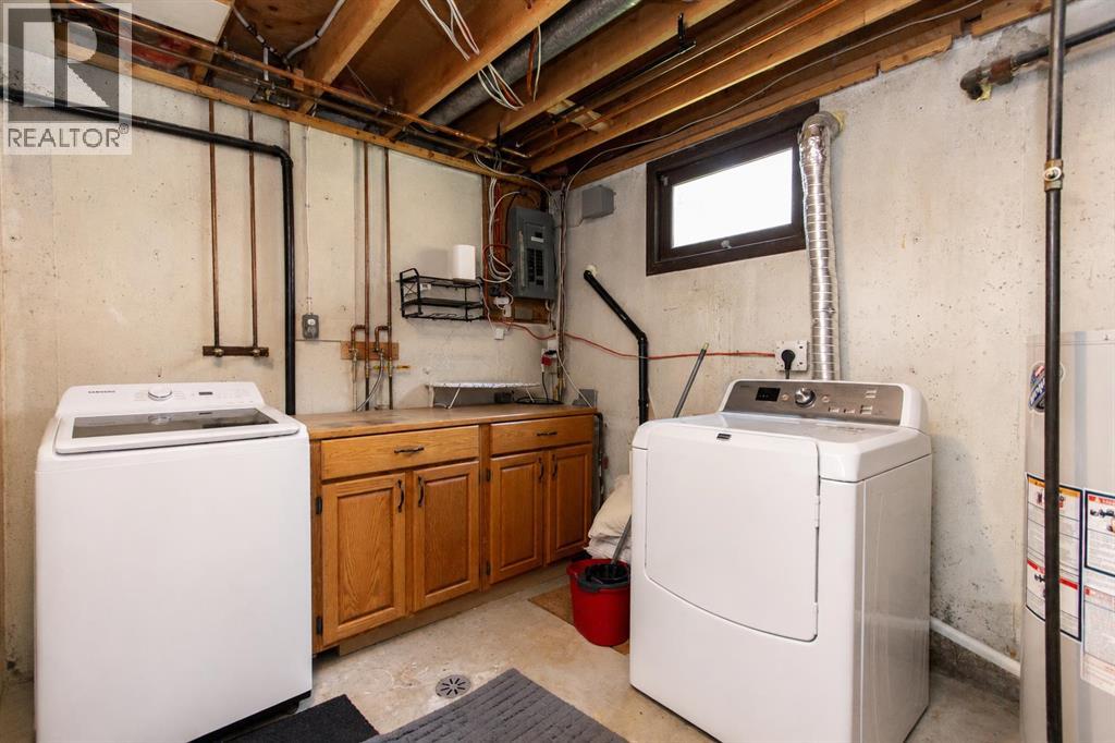 6308 61 Avenue Property Photo 23