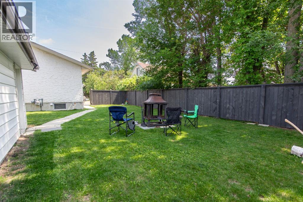 6308 61 Avenue Property Photo 25
