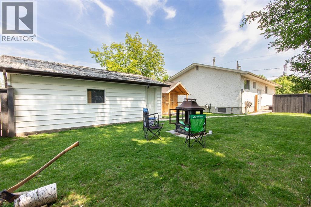 6308 61 Avenue Property Photo 26