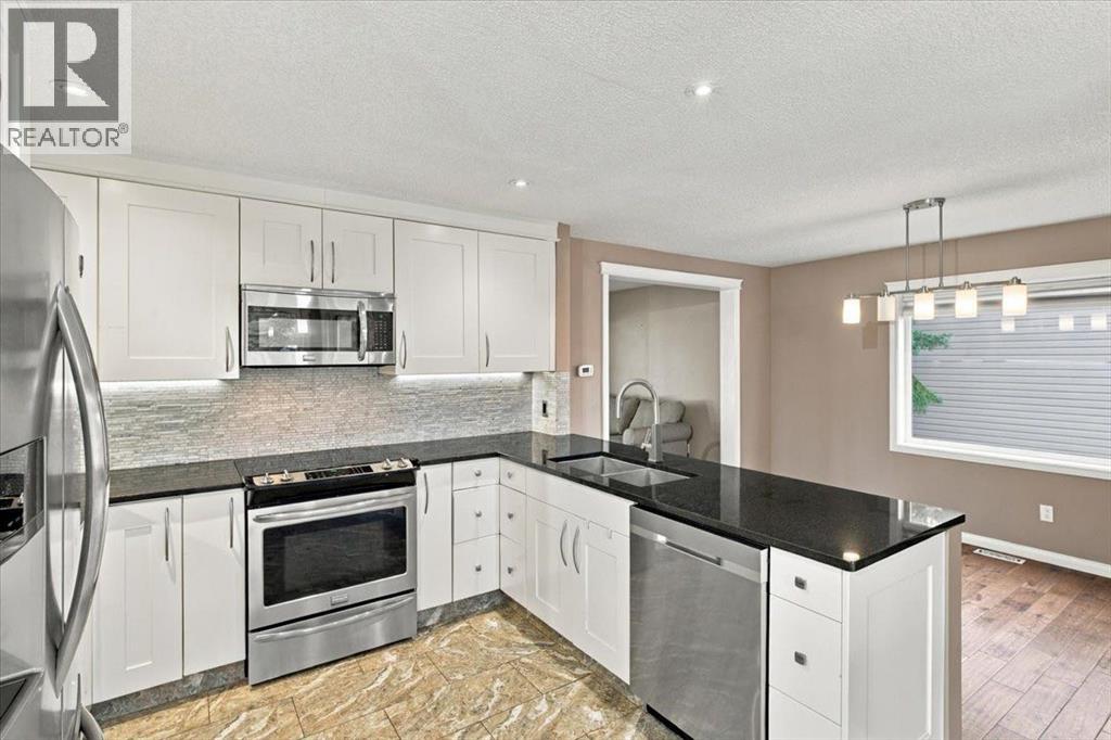 9814 75 Avenue Property Photo 15