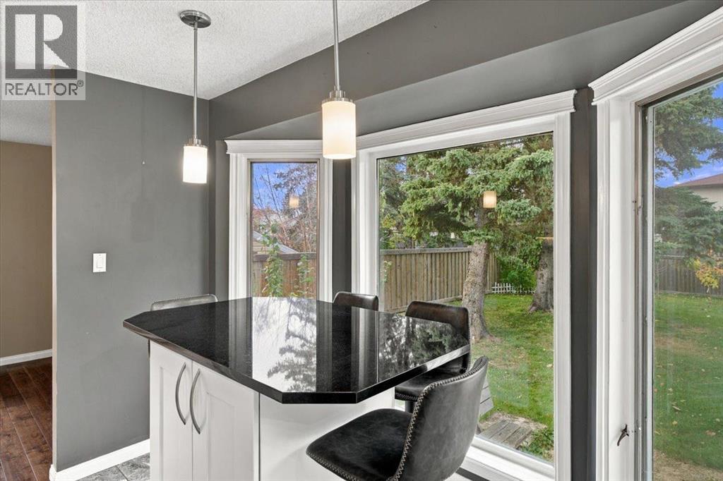 9814 75 Avenue Property Photo 16