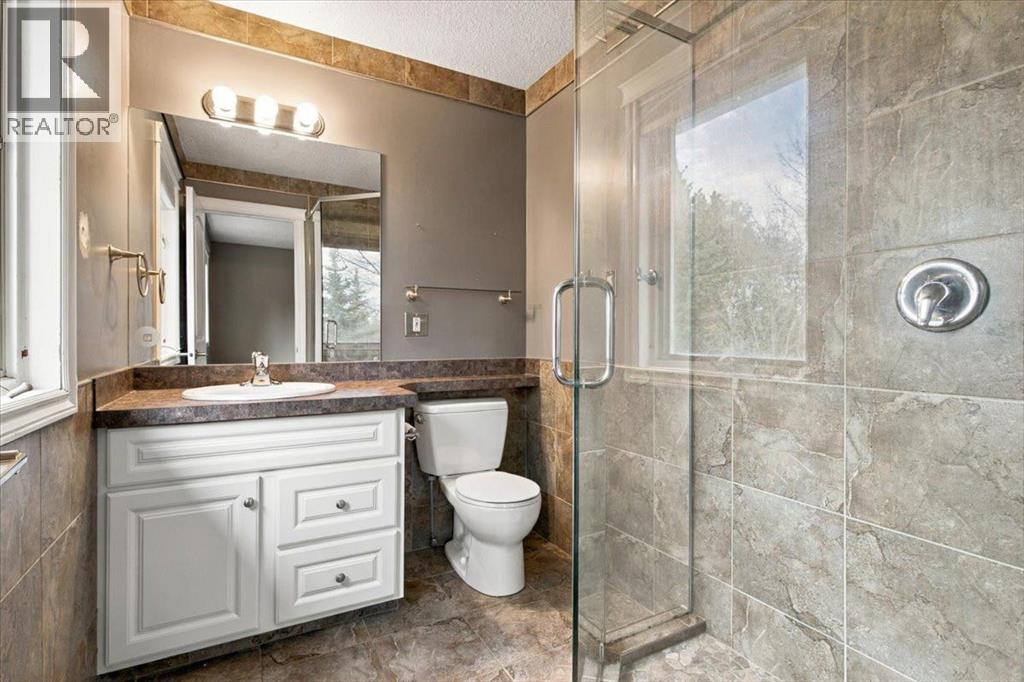 9814 75 Avenue Property Photo 28