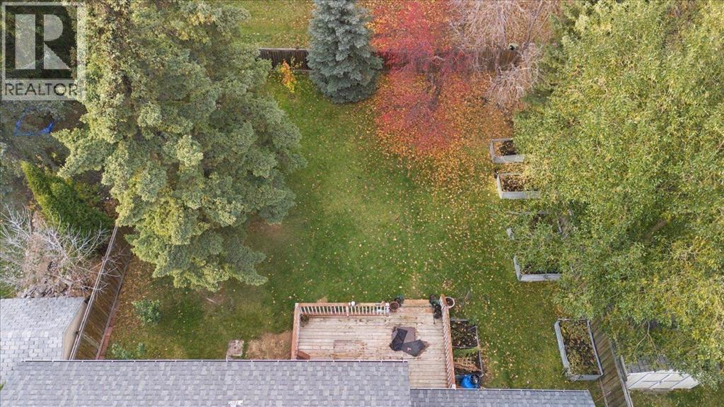 9814 75 Avenue Property Photo 43