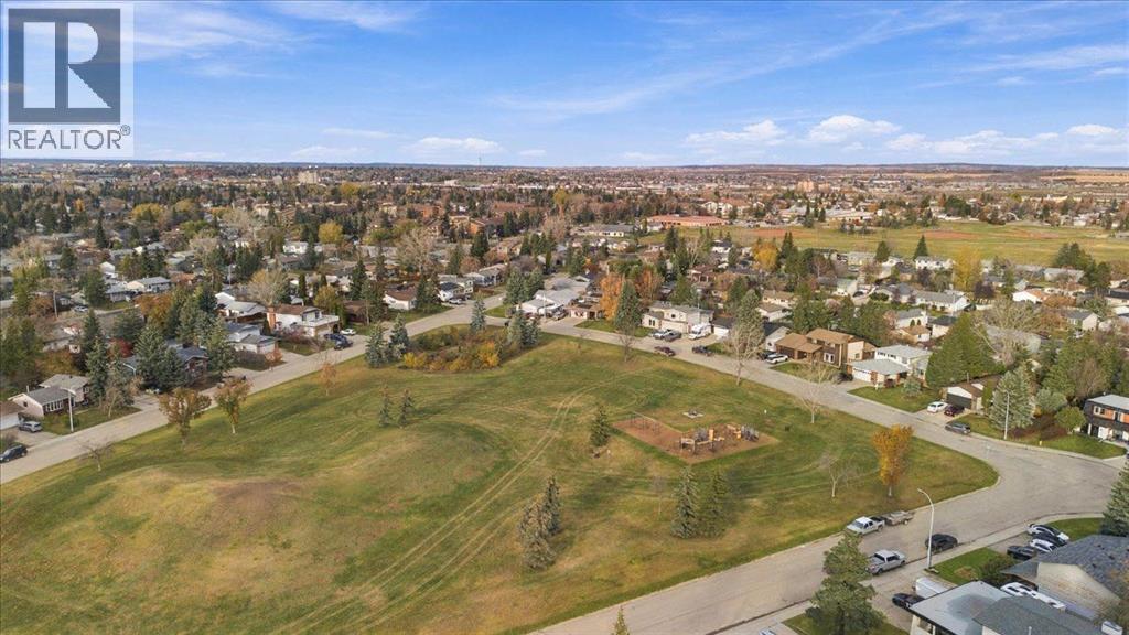 9814 75 Avenue Property Photo 45