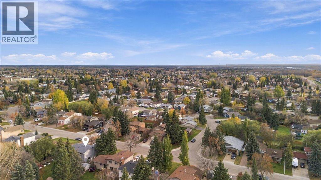 9814 75 Avenue Property Photo 47