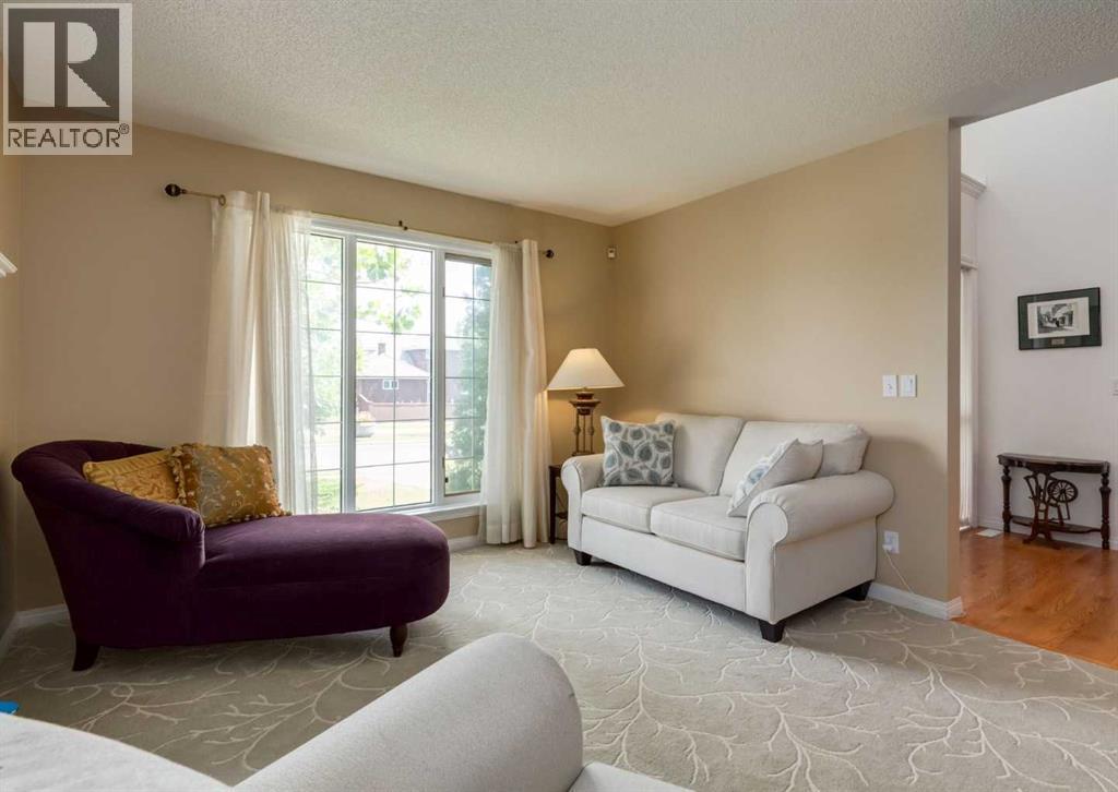 63 Arbour Lake Drive Nw Property Photo 6