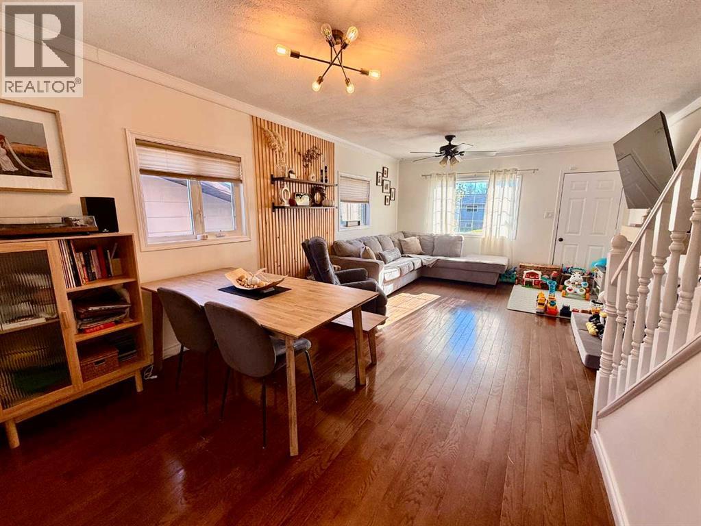 4832 51 Avenue Property Photo 6