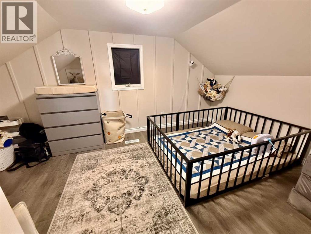 4832 51 Avenue Property Photo 14