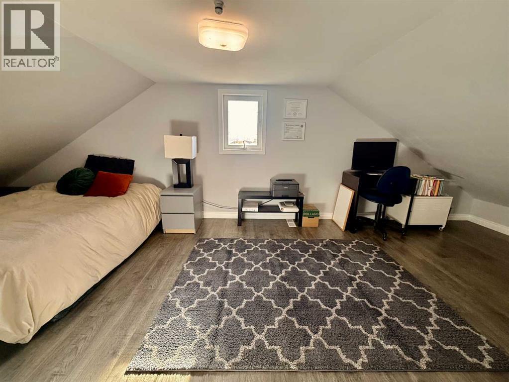 4832 51 Avenue Property Photo 15